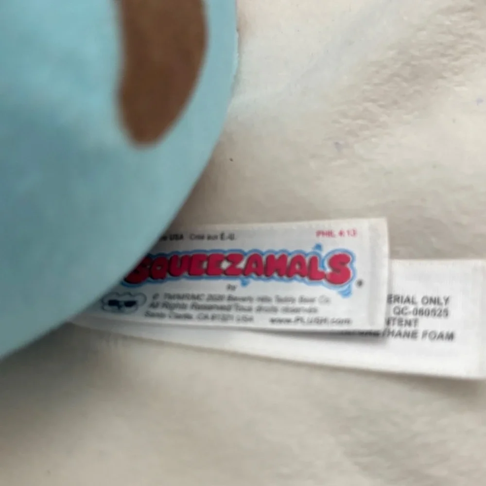 Lot of 2 Squeezamals Plush‎ Blue Cow & Silver Seal Mini Stuffed Animals 3.5